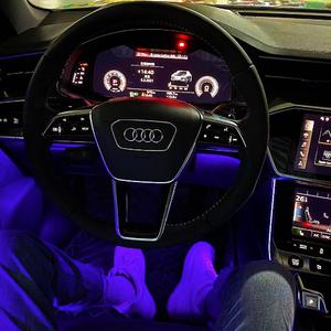 厨房脱岳裙子从后面挺进去
